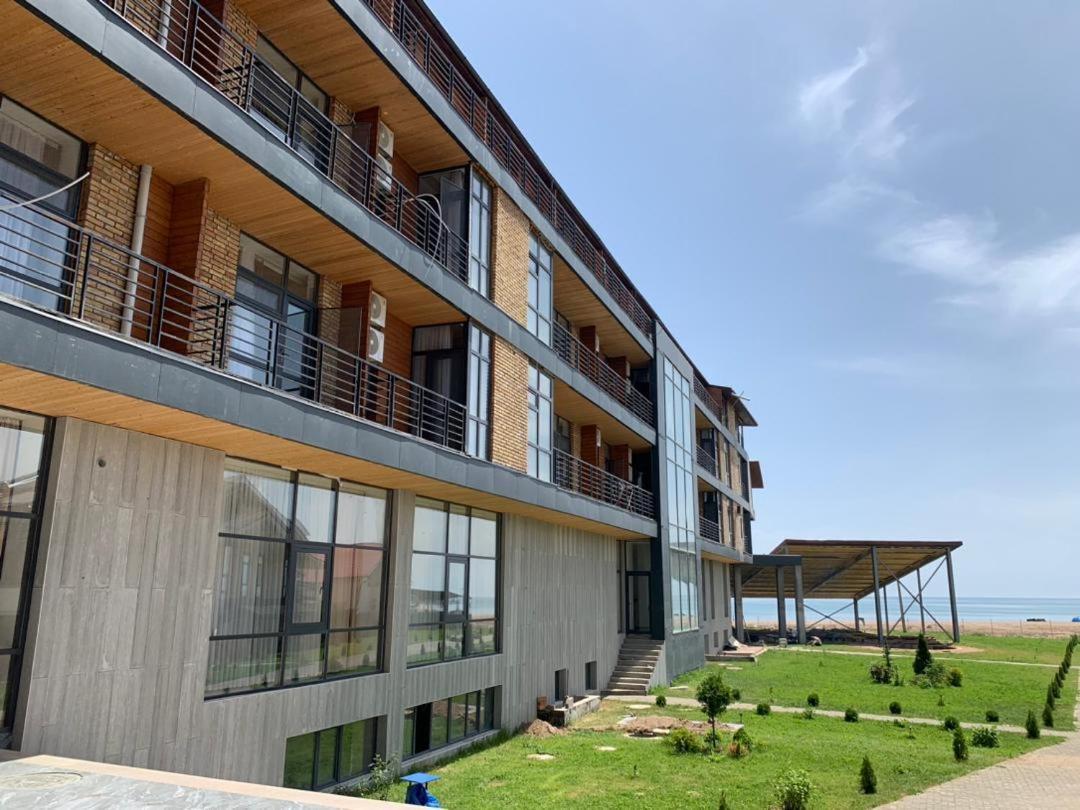 Vzmorie Resort Hotel Bosteri ภายนอก รูปภาพ