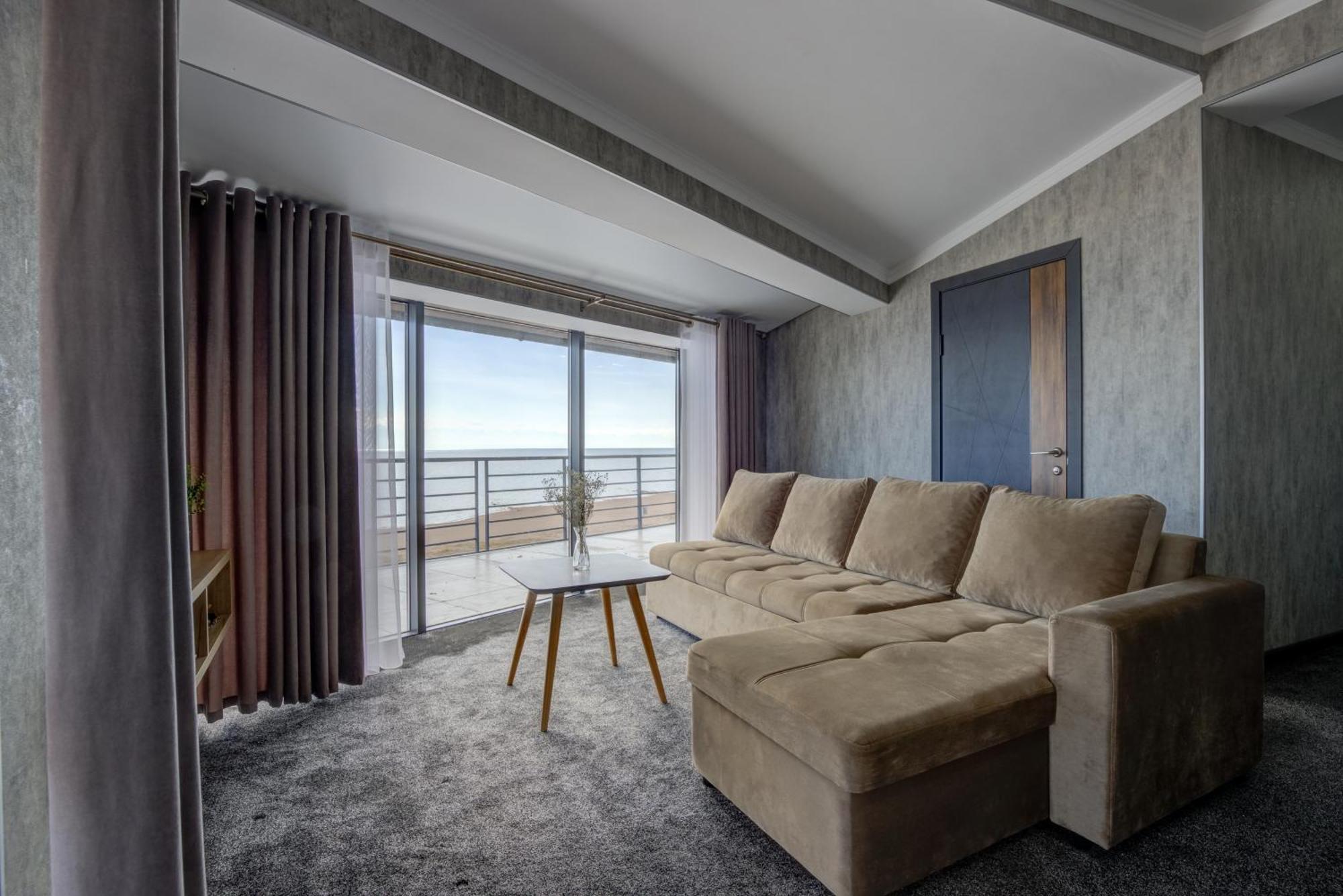 Vzmorie Resort Hotel Bosteri ภายนอก รูปภาพ